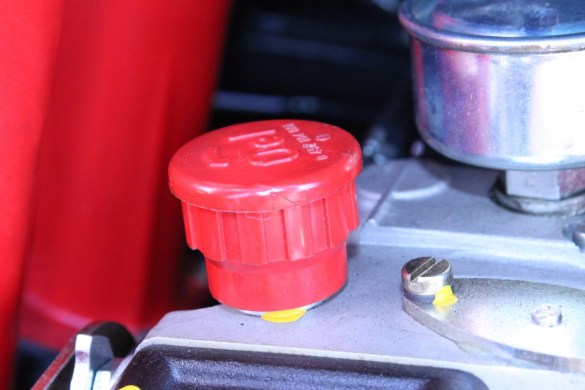 Öleinfülldeckel für Einspritzpumpe 911 ST/ RSR /1,02301b neu